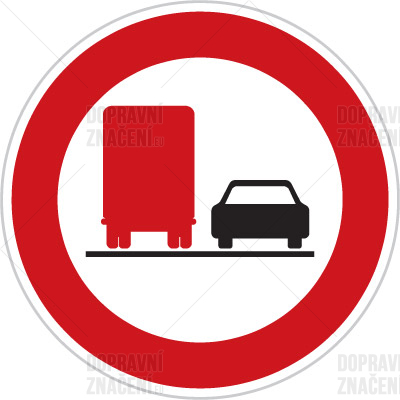Zákaz předjíždění pro nákladní automobily
